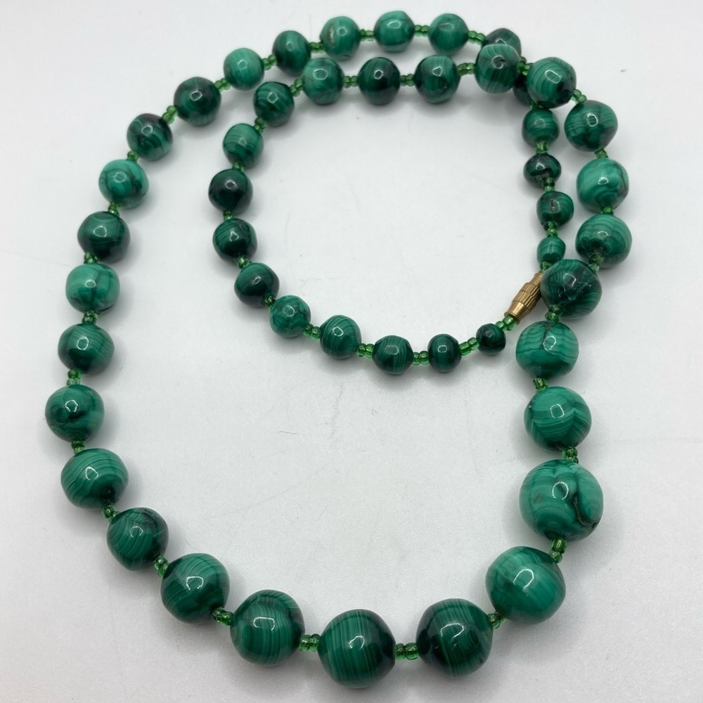 Vtg Malachite & Seed Bead Graduated Round Stone Necklace 21” Vintage